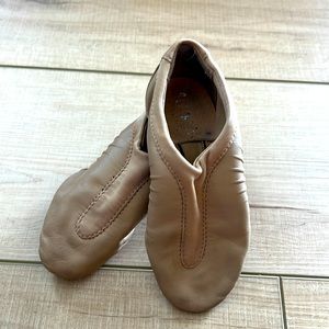 Bloch tan jazz shoes